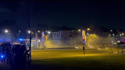 Il venerdì della protesta per Gaza a Torino, nuovi scontri in serata a Porta Susa