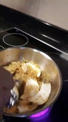 شاهدي قصي خولي يحضّر العشاء لمصطفى الخاني قبل توجّهه إلى استوكهولم