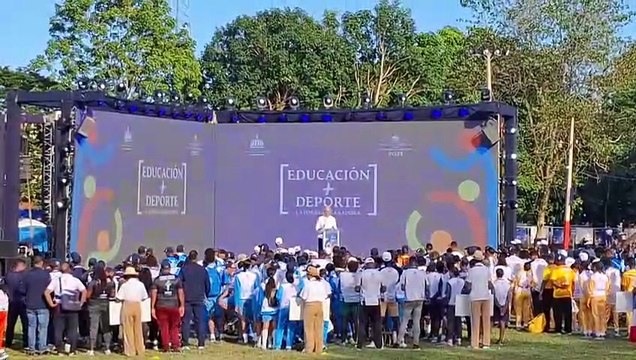 Ministro de Educación resalta importancia de espacios deportivos en inauguración de los XI Juegos Escolares Deportivos Nacionales 2025