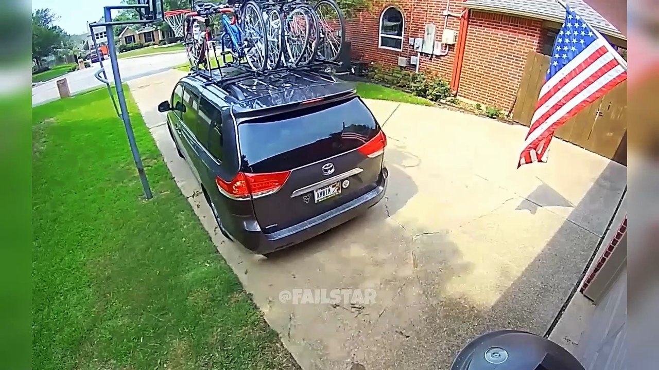 Best Fails of The Week; Funniest Fails Compilation; Funny Video ¦ FailArmy part - 68 (2160p_60fps_AV1-128kbit_AAC)