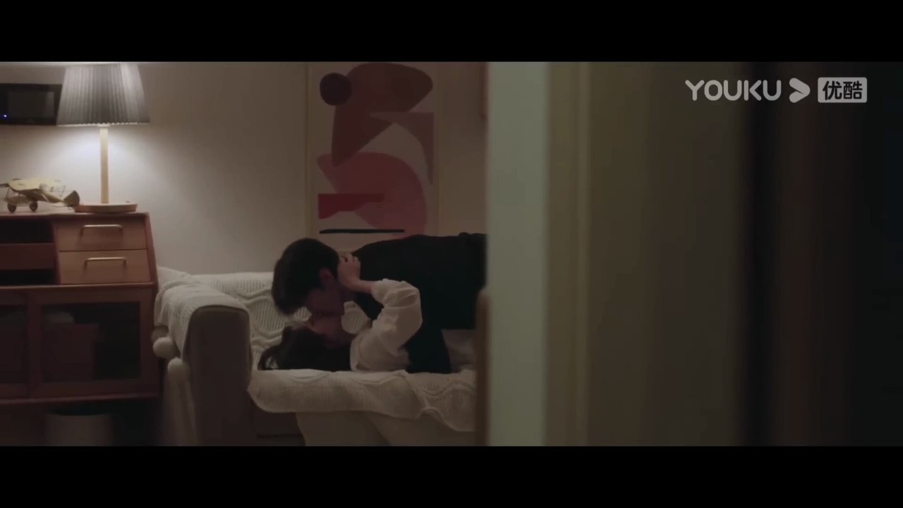 Hidden love kiss scene #1