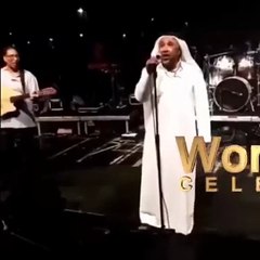 بالفيديو: الشاب خالد يحيي حفلاً غنائياً بالزي الخليجي.. ومغرّدون ينتقدون