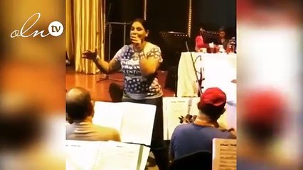 أحلام بدون مكياج في بروفات حفلها في مصر