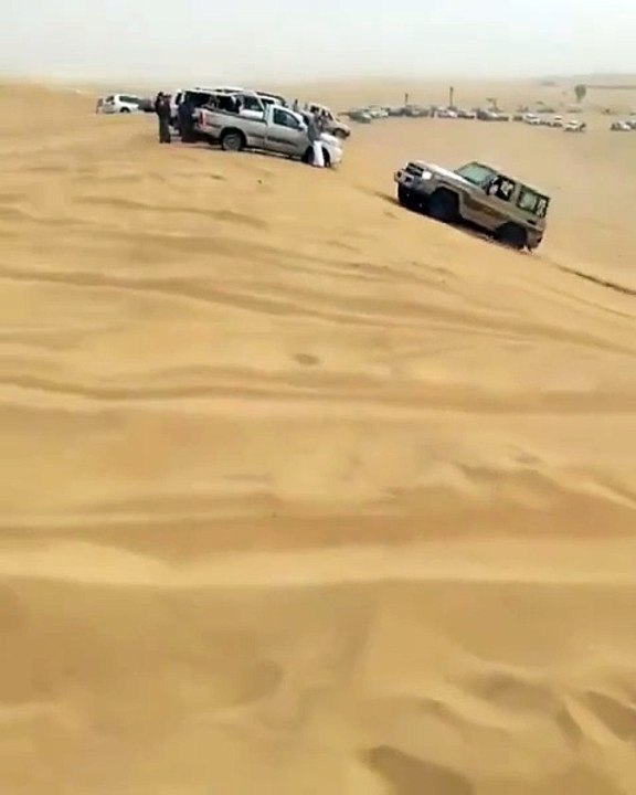شاهدي ماذا حدث بعد أن حاول هذا السعودي تقليد أفلام هوليوود بالـ"تطعيس"؟!