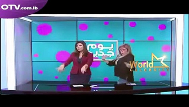 وصلة رقص على أنغام بشرة خير تقدمها مذيعتان مشهورتان