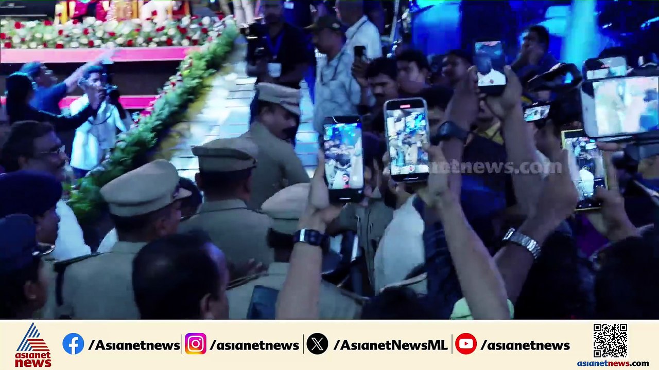 മോഹൻലാലിന് സർക്കാരിൻ്റെ ആദരം; രാഷ്ട്രീയ സിനിമാ രംഗത്തെ പ്രമുഖർ പങ്കെടുക്കുന്നു