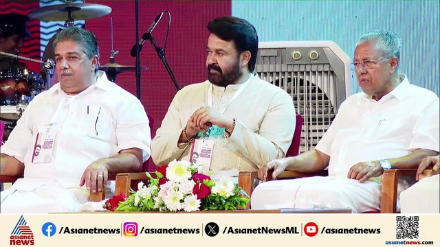 'മലയാളത്തിന്റെ ഇതിഹാസതാരം'; മോഹൻലാലിനെ ആദരിച്ച് മുഖ്യമന്ത്രി പിണറായി വിജയൻ