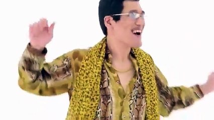 بالفيديو.. أغنيّة مكوّنة من ثلاث كلمات فقط تشعل مواقع التواصل.. اكتشفي السبب!