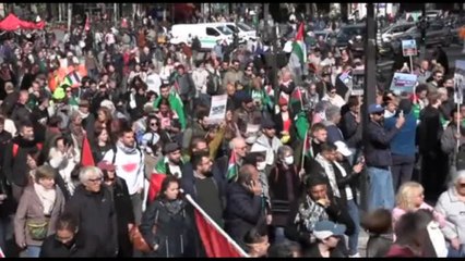 Manifestazione per Gaza a Parigi, sostegno al popolo palestinese