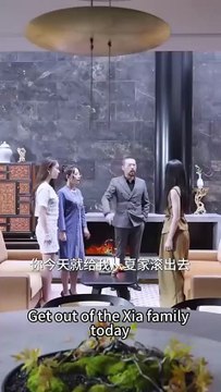 To inherit a multi-billion dollar fortune, she casually married a stranger. She thought it was just a business deal, but after the marriage, she discovered that he was actually a powerful CEO. She was so angry that she wanted to divorce him, but he hugged