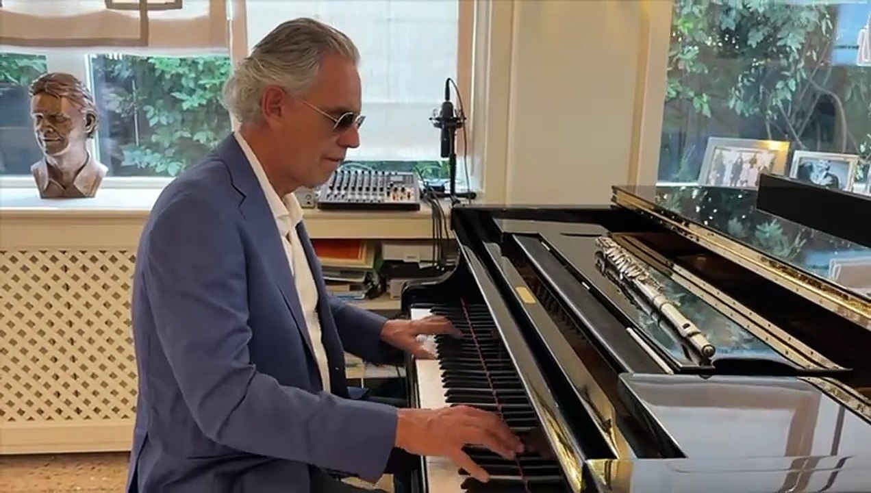 Andrea Bocelli dedica un video alla comunità di Capri Leone. Il sindaco Grasso: “Un’emozione indescrivibile"