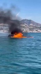 Una explosión de un barco deja ocho heridos en Fuengirola