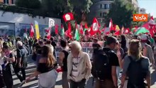"Intifada, no al genocidio", gli slogan dei manifestanti al corteo pro Gaza a Roma