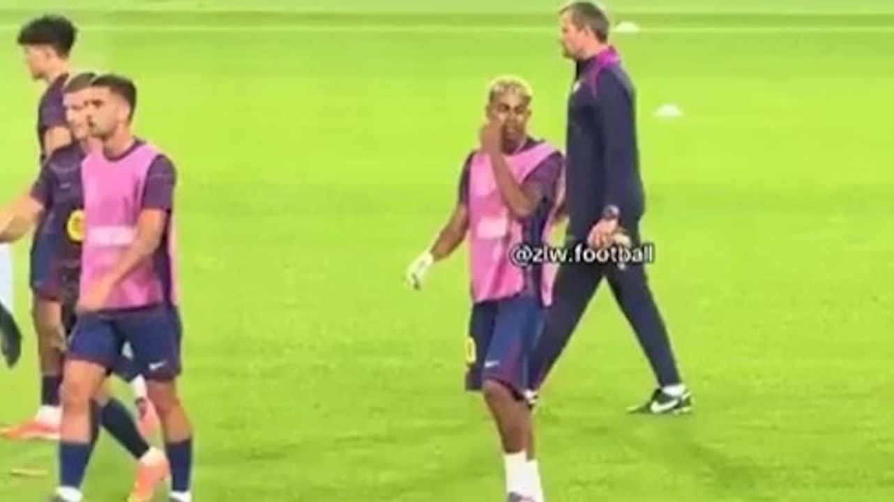 El feísimo gesto de Lamine Yamal antes de jugar contra el PSG que ha causado revuelo en redes: