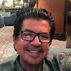 بالفيديو.. وليد توفيق يفاجئ سلاف فواخرجي بهدية مميزة لعيد ميلادها