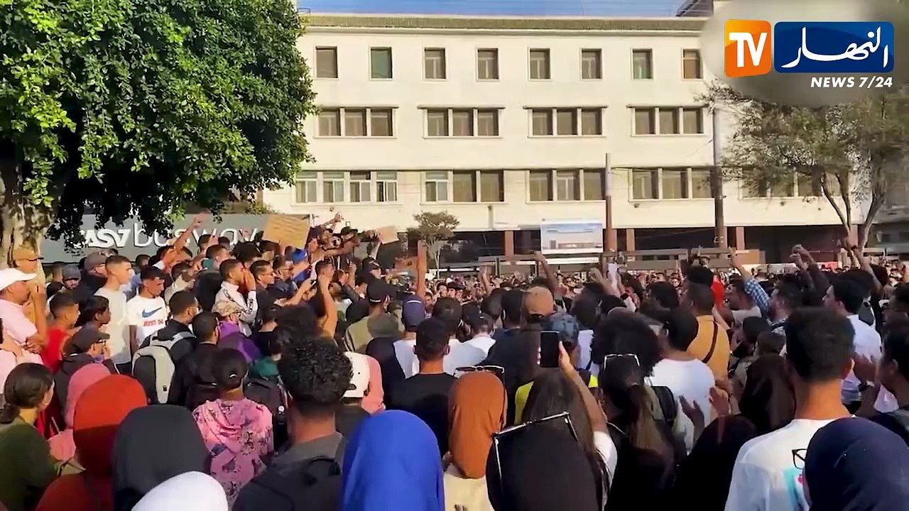المغرب /المحتجون بصوت واحد.. الشعب يريد إسقاط النظام.. والملك في سبات