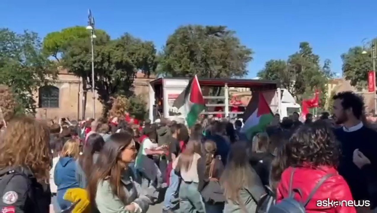 Roma, caos alla stazione Termini. "Disagi, ma protesta condivisa"