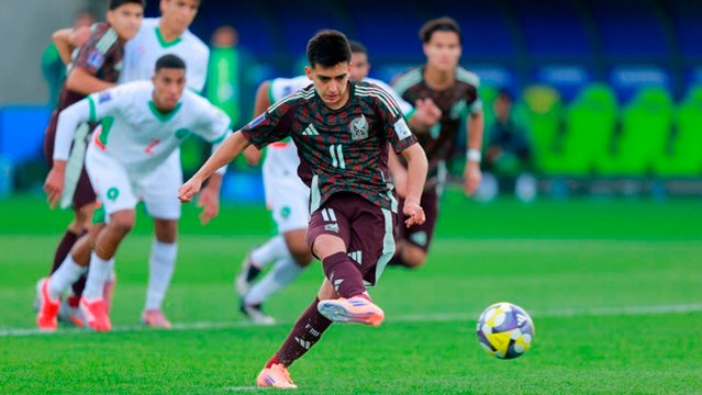 Gilberto Mora y la Selección Mexicana Sub-20 celebra el pase a los octavos de final del Mundial