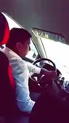 فيديو..سائق آسيوي يتحرش بفتاة سعودية