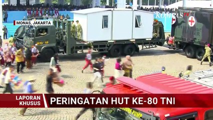 Meriah! Penampakan Atraksi Terjun Payung di HUT ke-80 TNI Depan Presiden Prabowo