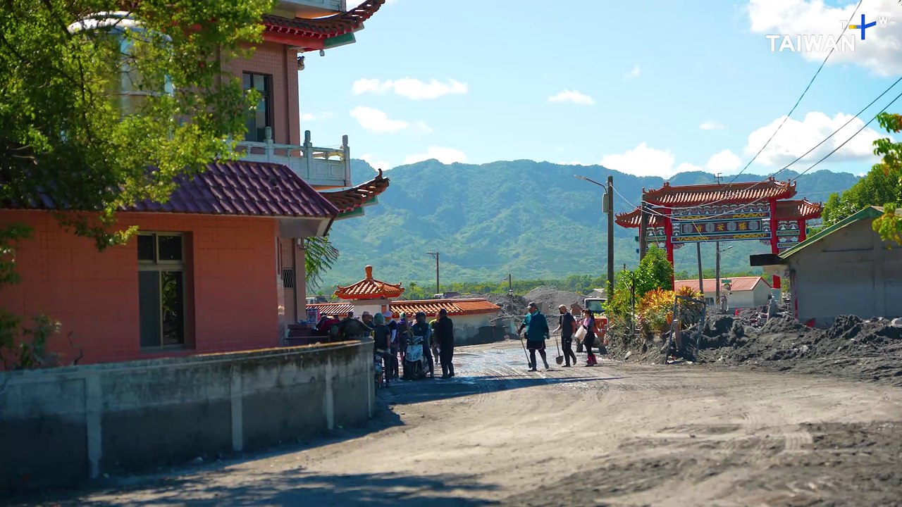 Search for Missing Amid Post-Disaster Cleanup in Hualien