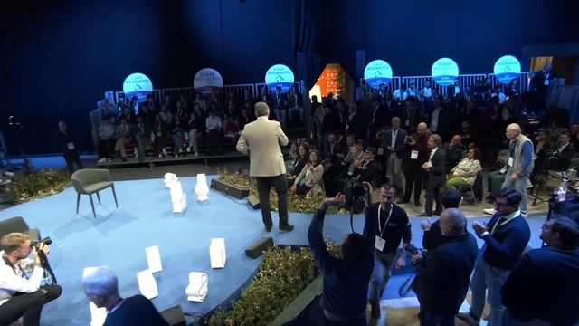 Renzi - Leopolda 13 Vivaio Italia | L'intervento di apertura di Matteo Renzi (04.10.25)