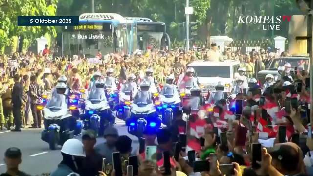 Dikawal Pasukan Berkuda, Presiden Prabowo Tiba di Monas Hadiri HUT ke-80 TNI