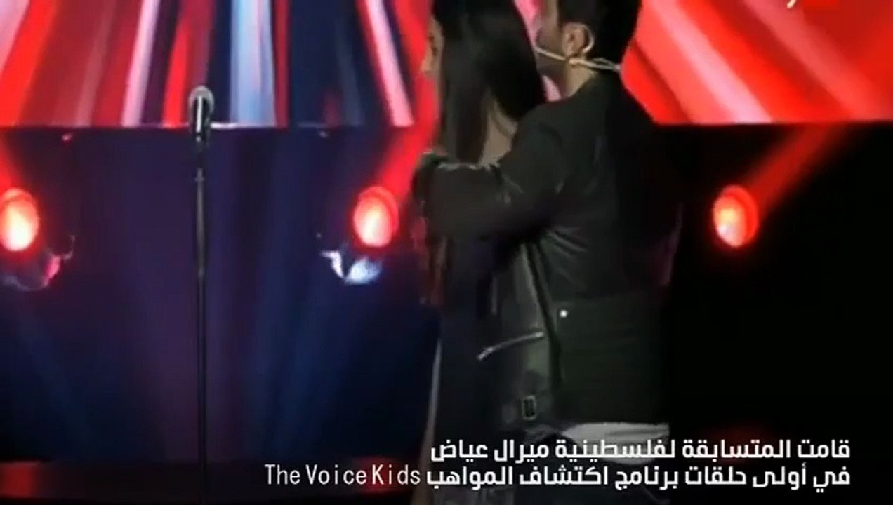 شاهدوا..الفتاة الفلسطينية التي أجبرت تامر حسني على تعلّم الدبكة