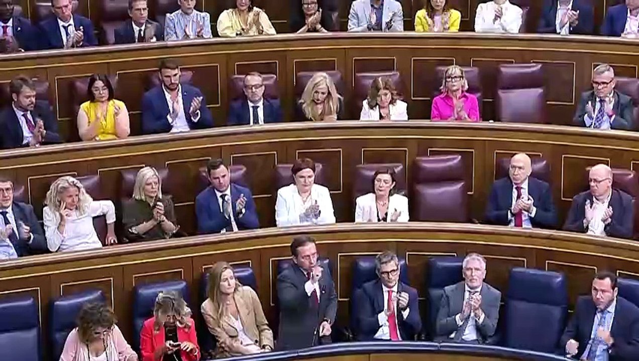 Albares anuncia que este domingo regresarán a España 21 de los 49 españoles de la Flotilla