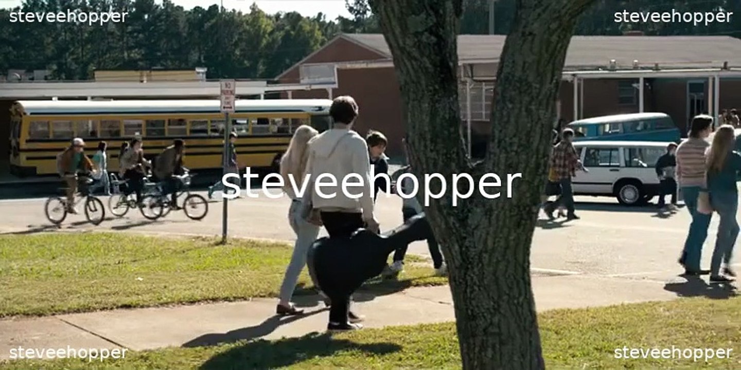 Stranger Things_S01E01_Chapter One - The Vanishing of Will Byers