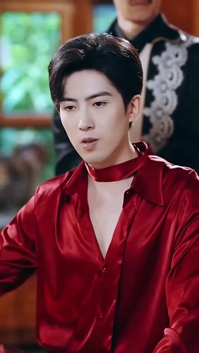 Menjadi Pelayan CEO Tiran | Became A Maid For Tyrant CEO | Drama China | SUB INDO