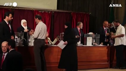 Comitato locale di Damasco seleziona il primo parlamento post-Assad
