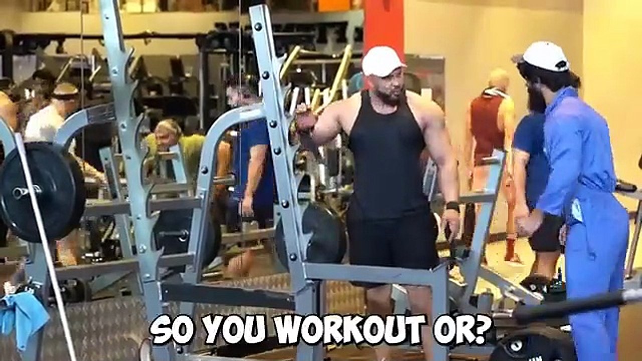 Anatoly Surprises Every GIRL at The Gym! e Reactions