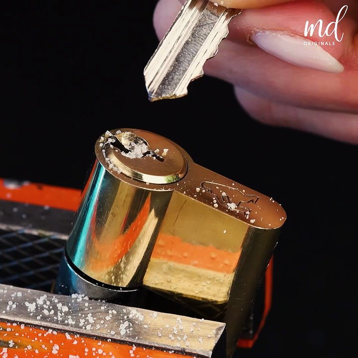 Best salt tricks that will amuse you!
