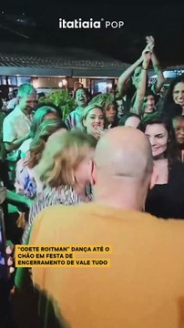 “Odete Roitman” dança até o chão em festa de encerramento de Vale Tudo