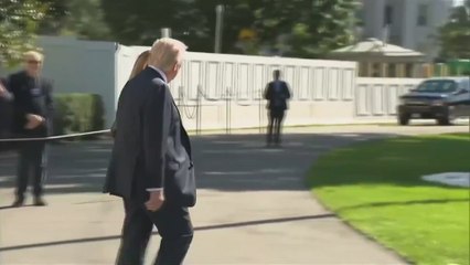 Trump’s HEARTWARMING Moment with MELANIA Before Marine One