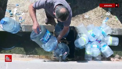 Ankara'da su kesintisinden etkilenen vatandaşlar çeşmelerden su dolduruyor