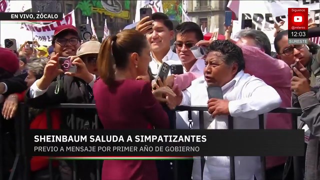 Claudia Sheinbaum saluda a simpatizantes en el Zócalo de CdMx previo a mensaje por primer año