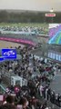 La piste envahie par des centaines de fans après la course du GP Explorer 3 - Auto - GP Explorer 3