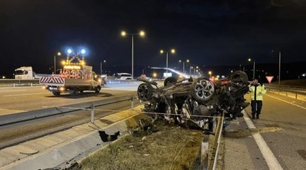 Kaza sonrası araç paramparça oldu: 2 ölü, 5 yaralı