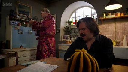 Toast Of London - 206 [couchtripper]