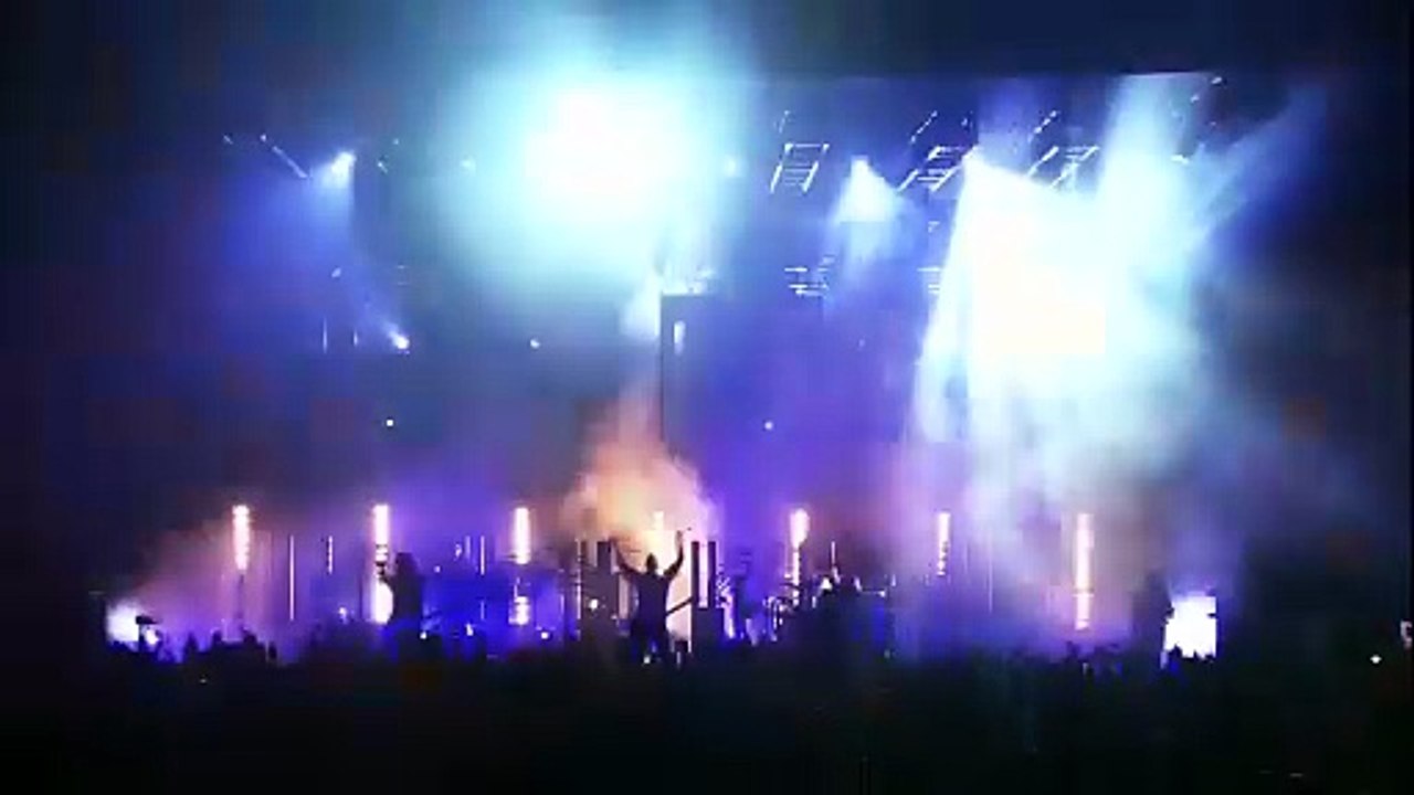 Nine Inch Nails: Beside You in Time | movie | 2007 | Official Trailer