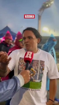 HIZO CHIQUITOS A CHIVAS CON TREMENDOS FACTOS 💥Este aficionado de Pumas reventó a Chivas y el porqué Pumas es más grande.