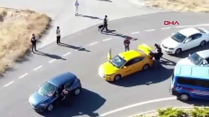 Uyuşturucu tacirleri kilolarca uyuşturucuyu gelinliğin üstüne boncuk boncuk işlemiş!