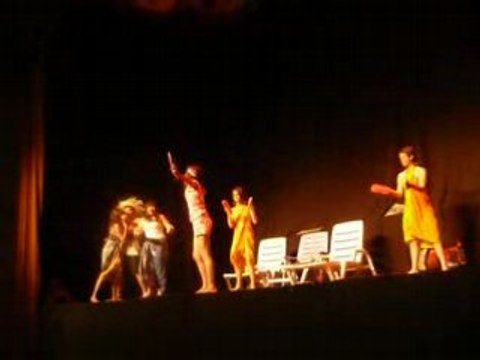 theatre jeune st gelais ting tang tong