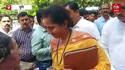 आजीबाईंचा अजब प्रश्न आणि सुप्रिया सुळे यांच्यासह सर्वांनाच आलं हसू....