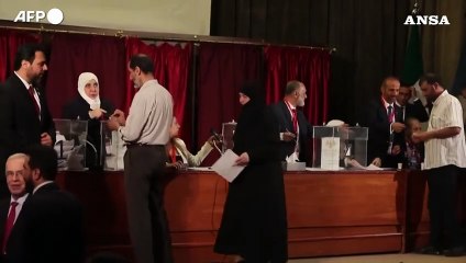 Comitato locale di Damasco seleziona il primo parlamento post-Assad