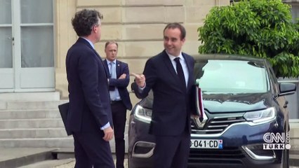 SON DAKİKA HABERi... Fransa'da siyasi kriz: Yeni Başbakan Sebastien Lecornu istifa etti