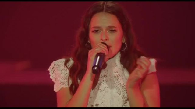 Francesca Michielin live all'Arena per la sua follia collettiva