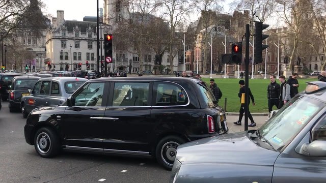 London now has a staggering 106,000 private hire drivers as politicians demand licence cap to protect black cabs